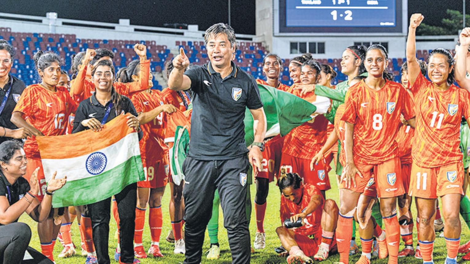 India women's football team celebrates SAFF title victory